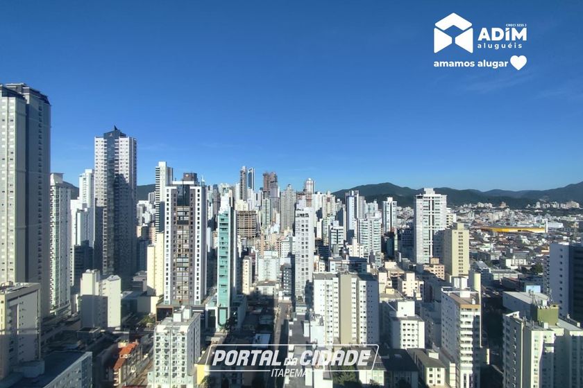 Apartamento para alugar - 125m&sup2; - Centro