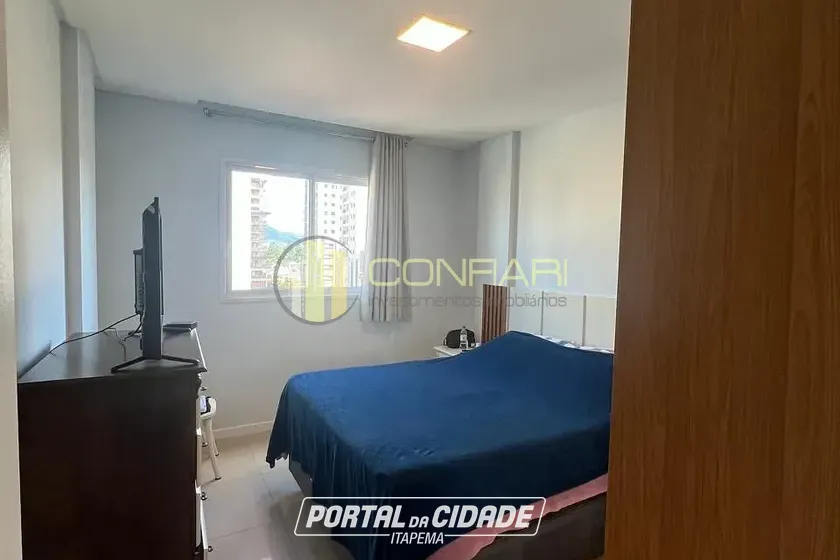 Apartamento para alugar - 80m&sup2; - Meia praia