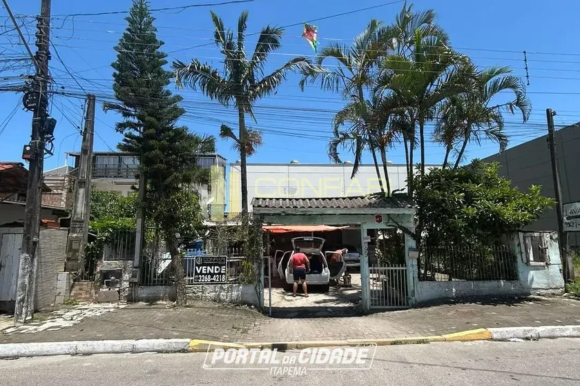 Casa &agrave; venda - 300m&sup2; - Morretes