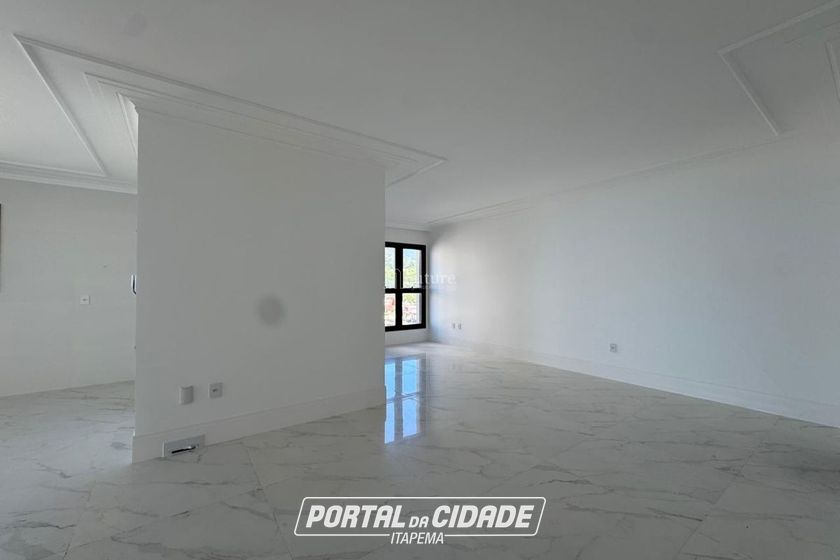Apartamento &agrave; venda - 210m&sup2; - Centro