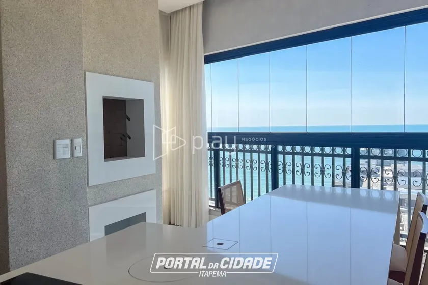 Apartamento &agrave; venda - 140m&sup2; - Meia Praia