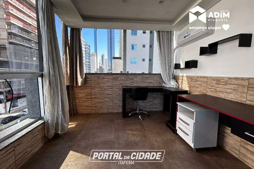 Apartamento para alugar - 100m&sup2; - Meia Praia