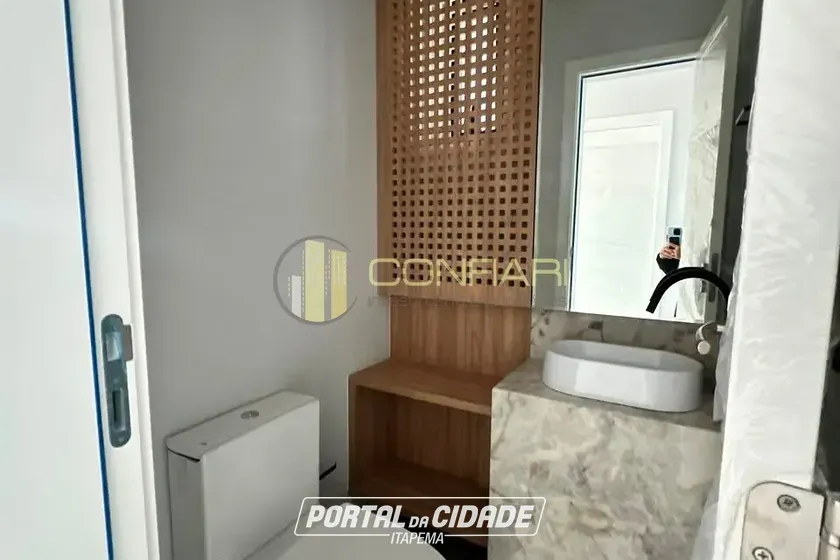 Apartamento para alugar - 118m&sup2; - meia praia