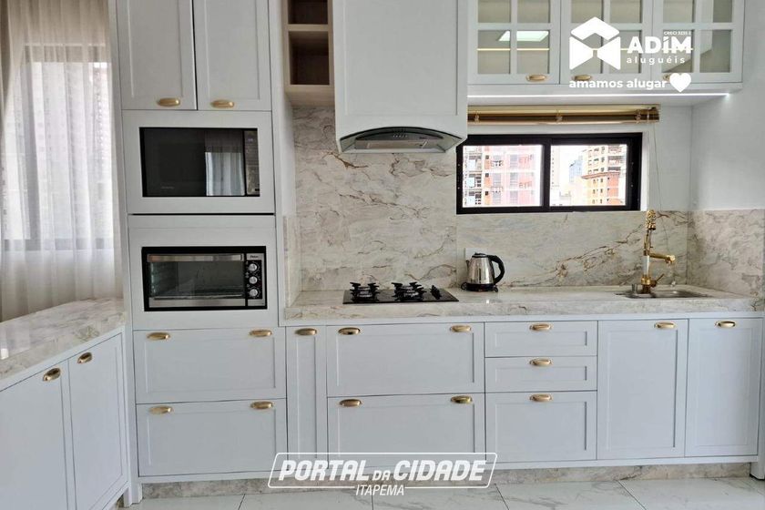 Apartamento para alugar - 93m&sup2; - Meia Praia