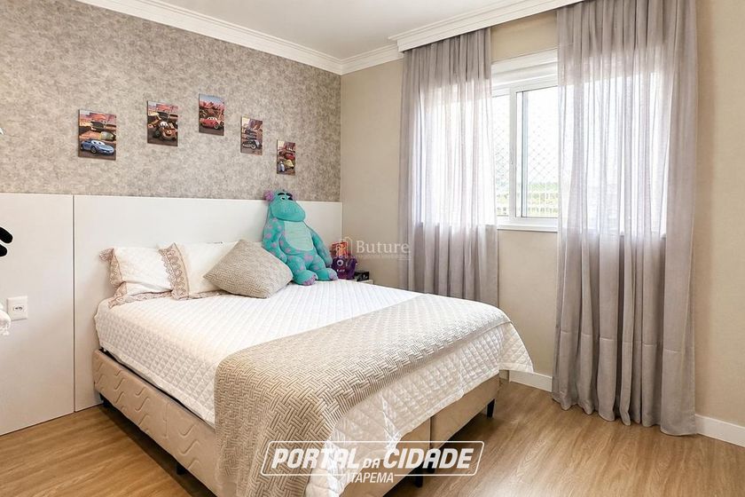 Apartamento &agrave; venda - 195m&sup2; - Meia Praia