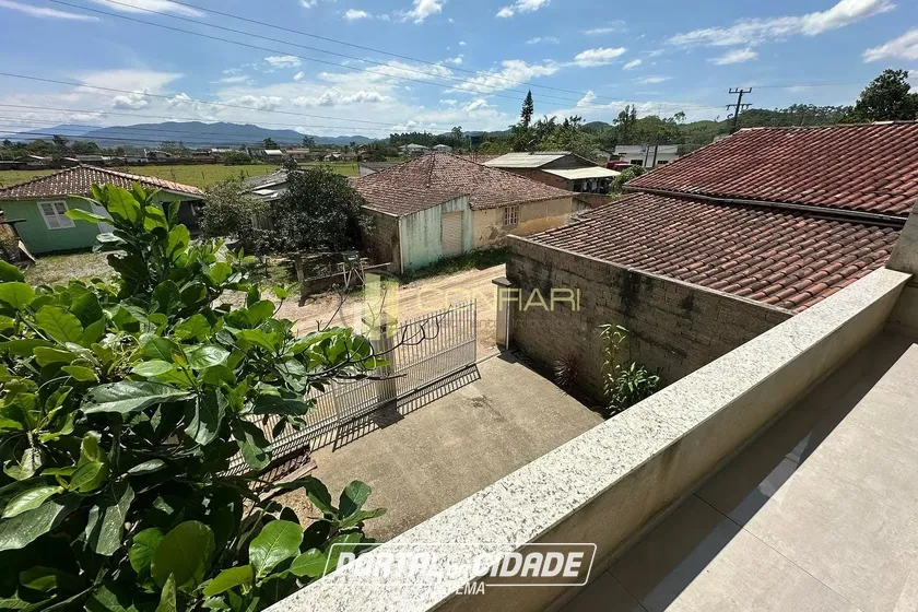 Casa &agrave; venda - 244m&sup2; - Ribanceira do Sul