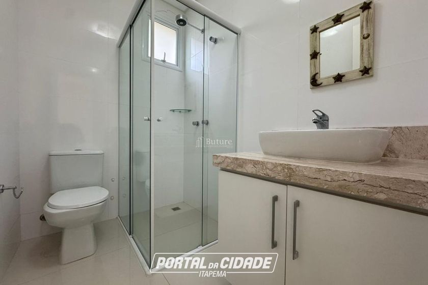 Apartamento &agrave; venda - 180m&sup2; - Meia Praia