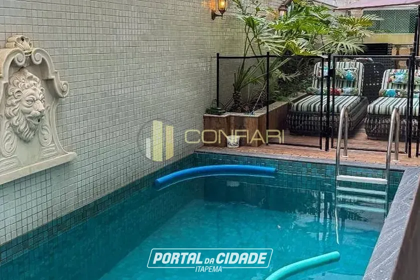 Apartamento &agrave; venda - 251m&sup2; - Meia Praia