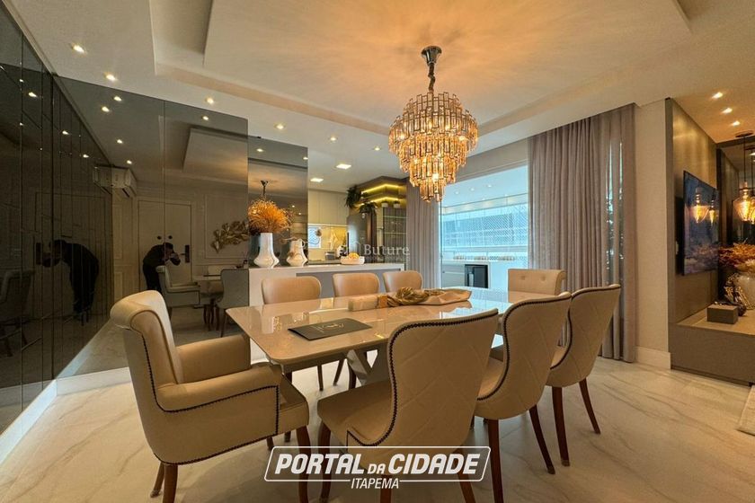 Apartamento &agrave; venda - 142m&sup2; - Meia Praia