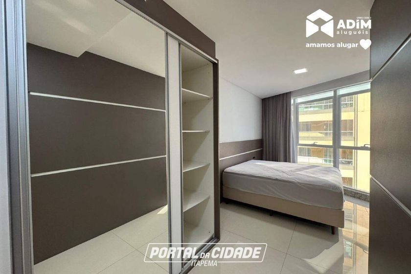 Apartamento para alugar - 190m&sup2; - Meia Praia