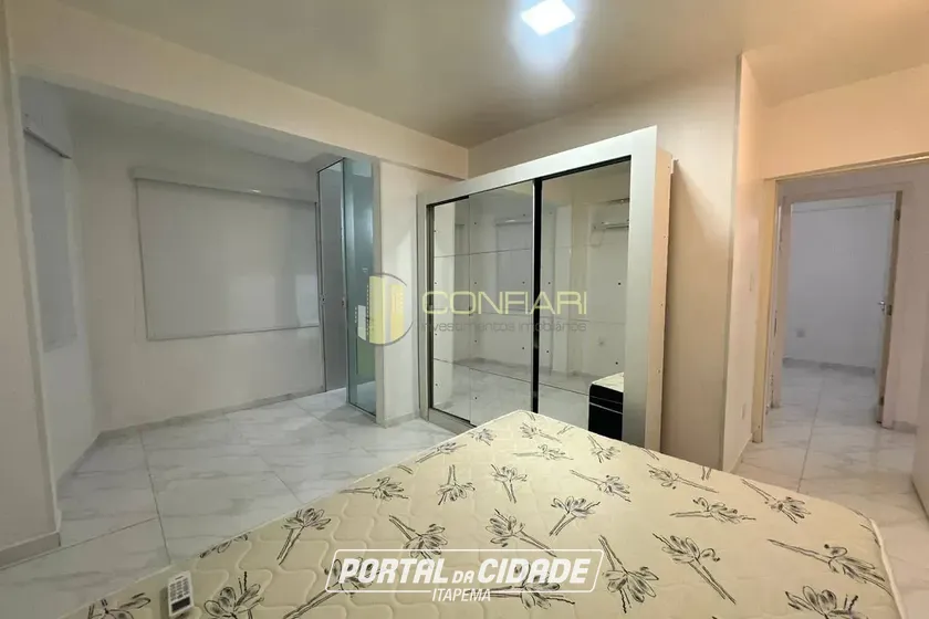 Apartamento &agrave; venda - 84m&sup2; - Meia Praia
