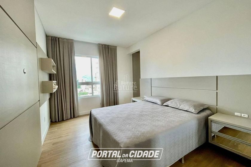 Apartamento &agrave; venda - Meia Praia