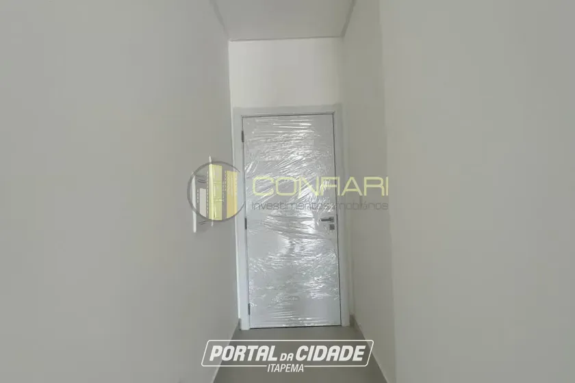Sala Comercial para alugar - 64m&sup2; - Meia Praia