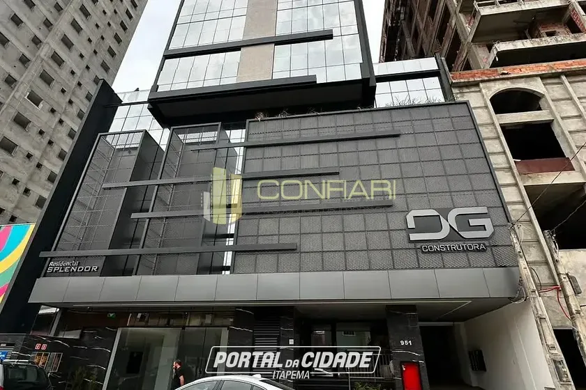 Apartamento para alugar - 118m&sup2; - meia praia