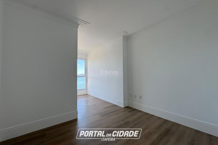 Apartamento &agrave; venda - 190m&sup2; - Centro
