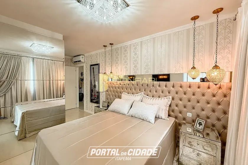 Apartamento &agrave; venda - 1589m&sup2; - meia praia