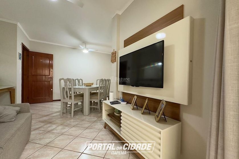 Apartamento &agrave; venda - 115m&sup2; - Meia Praia