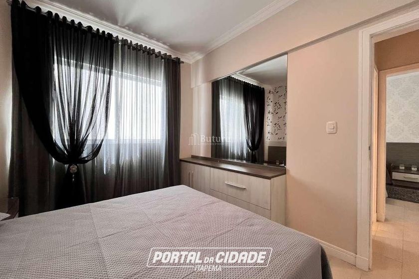Apartamento &agrave; venda - 194m&sup2; - Meia Praia