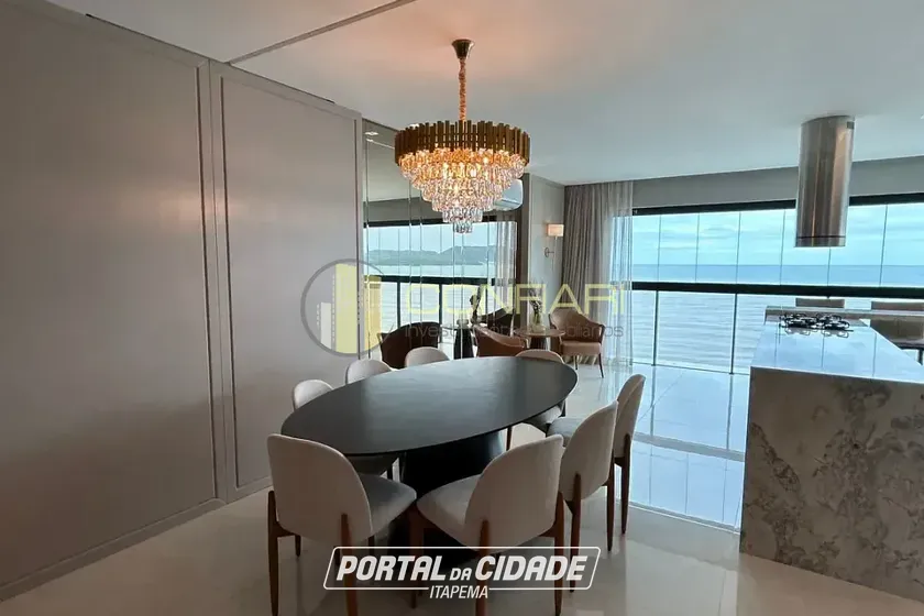 Apartamento &agrave; venda - 180m&sup2; - Meia Praia