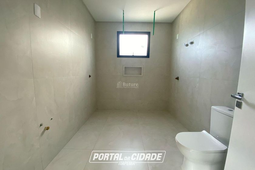 Casa &agrave; venda - 200m&sup2; - 