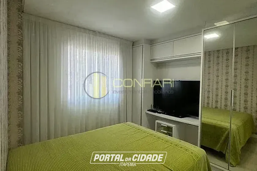 Apartamento &agrave; venda - 110m&sup2; - Meia Praia