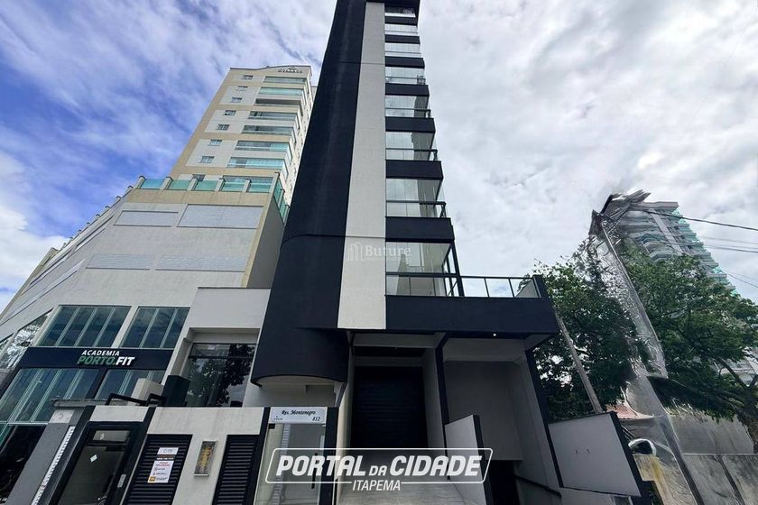 Apartamento &agrave; venda - Meia Praia