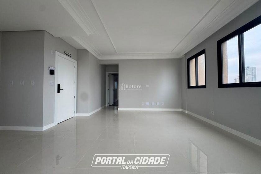 Apartamento &agrave; venda - 93m&sup2; - Centro