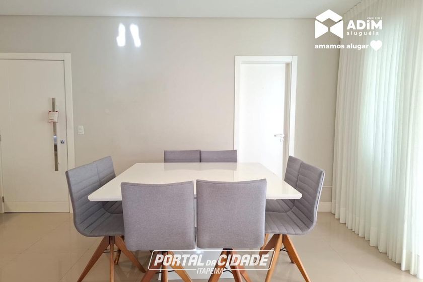 Apartamento para alugar - 123m&sup2; - Meia Praia