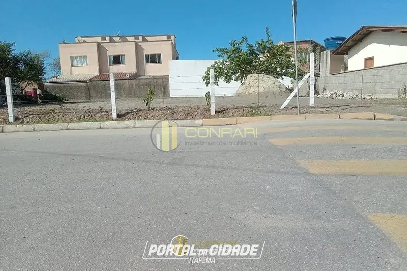 Terreno &agrave; venda - 360m&sup2; - Morretes