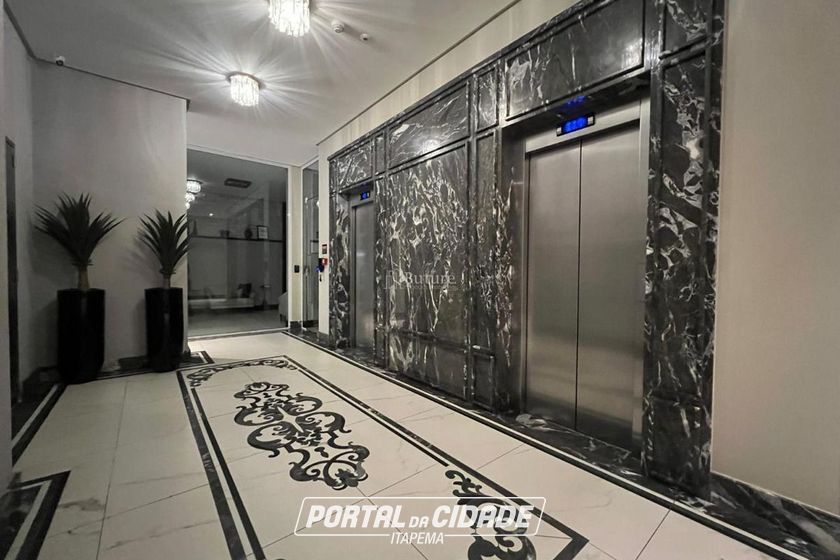 Apartamento &agrave; venda - 85m&sup2; - Meia Praia