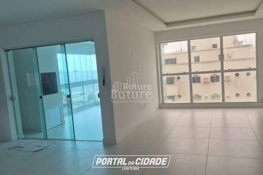 Apartamento &agrave; venda - Meia Praia