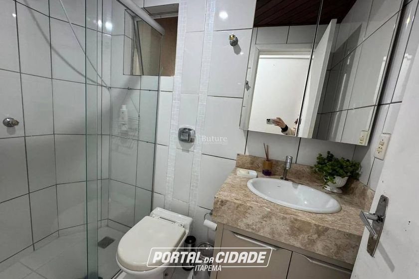 Apartamento &agrave; venda - Meia Praia