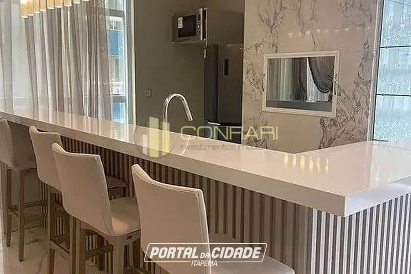 Apartamento para alugar - 180m&sup2; - Meia Praia