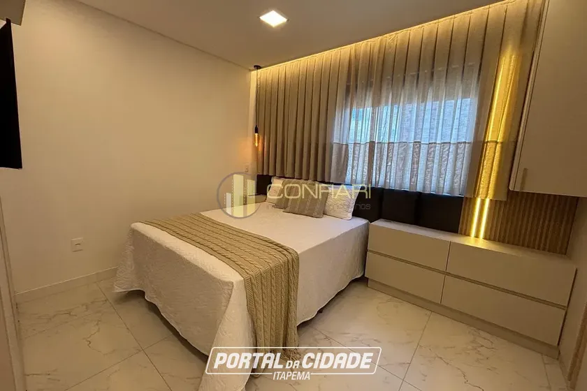 Apartamento &agrave; venda - 112m&sup2; - Meia Praia