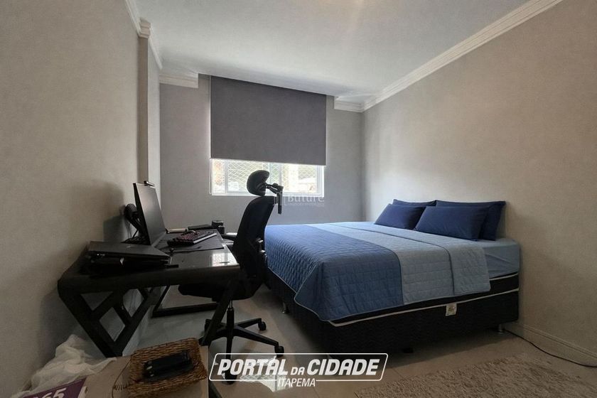 Apartamento &agrave; venda - 156m&sup2; - Meia Praia