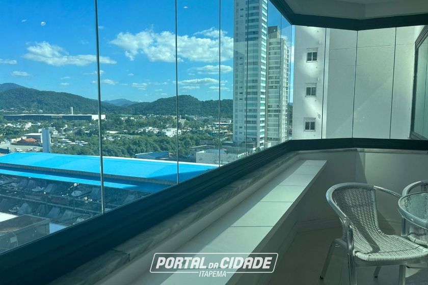 Apartamento para alugar - 125m&sup2; - Centro