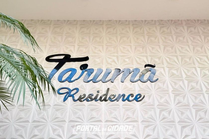 Apartamento &agrave; venda - 136m&sup2; - Meia Praia
