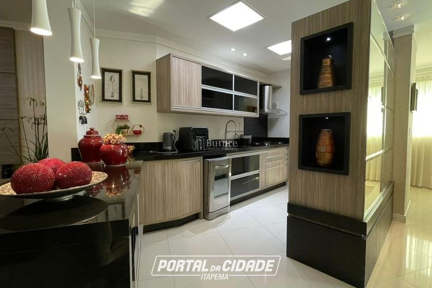 Apartamento &agrave; venda - 138m&sup2; - Centro