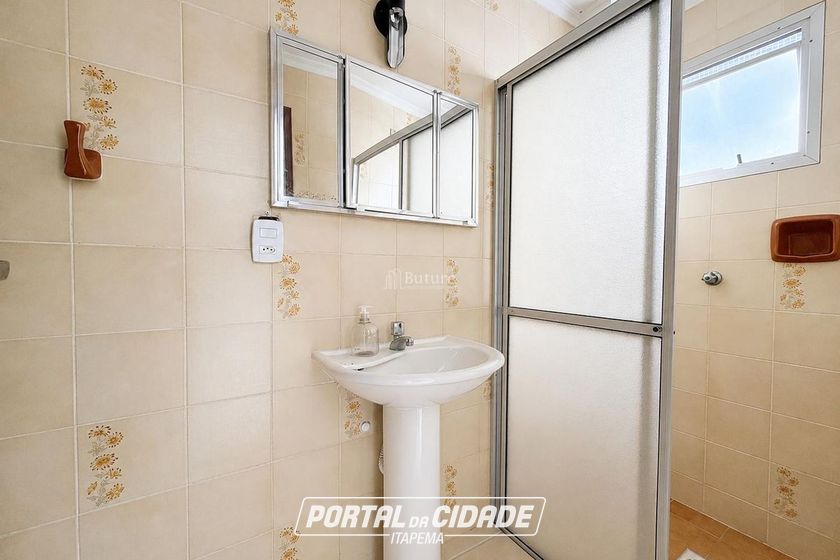 Apartamento &agrave; venda - 130m&sup2; - Centro
