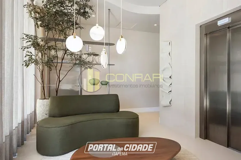 Apartamento &agrave; venda - 135m&sup2; - Meia Praia