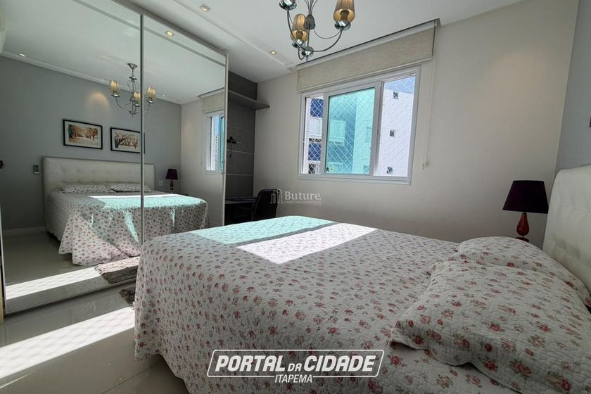 Apartamento &agrave; venda - 130m&sup2; - Centro
