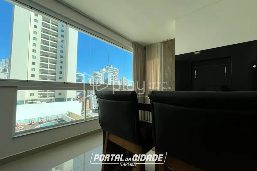 Apartamento &agrave; venda - 150m&sup2; - Meia Praia