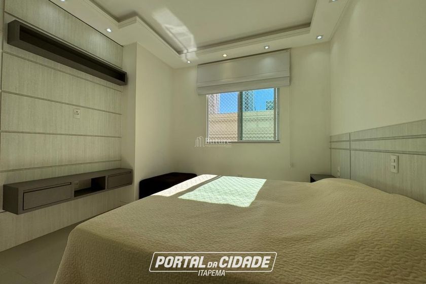 Apartamento &agrave; venda - 180m&sup2; - Meia Praia