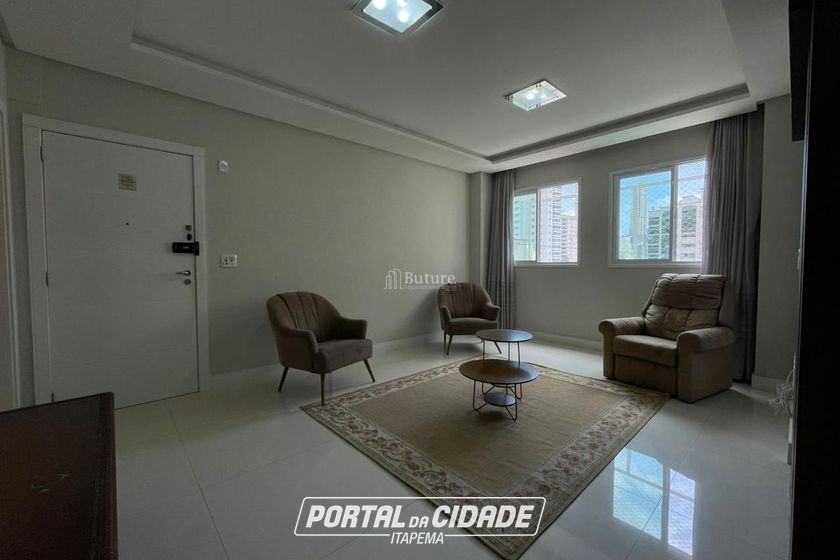 Apartamento &agrave; venda - 228m&sup2; - Meia Praia