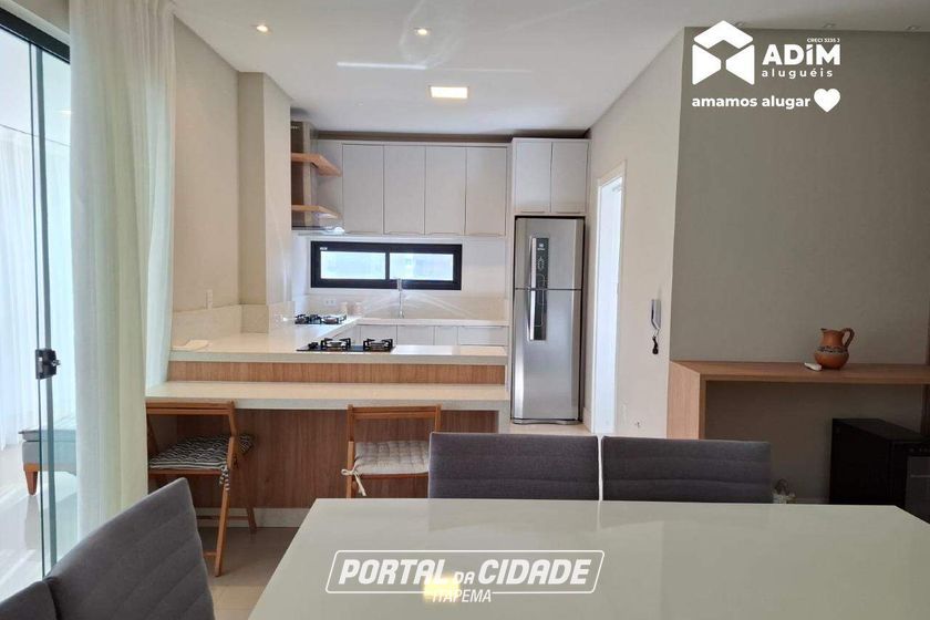 Apartamento para alugar - 123m&sup2; - Meia Praia