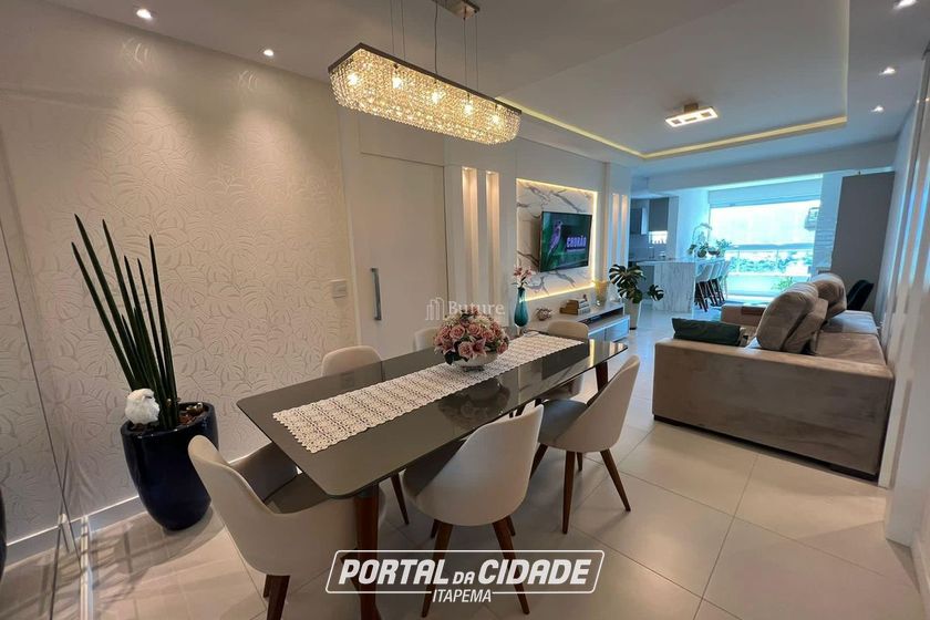 Apartamento &agrave; venda - 110m&sup2; - Meia Praia