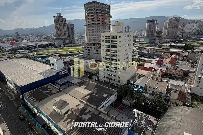 Apartamento &agrave; venda - 103m&sup2; - meia praia