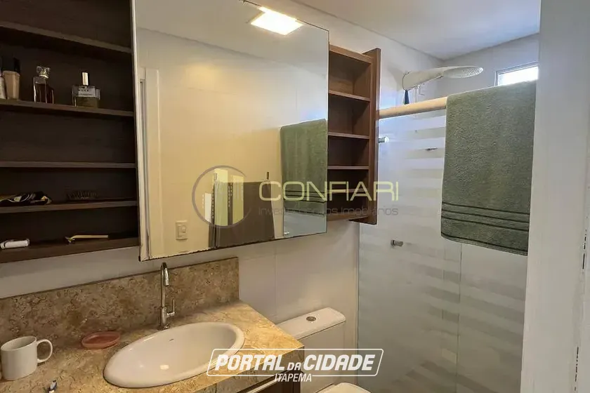 Apartamento para alugar - 80m&sup2; - Meia praia