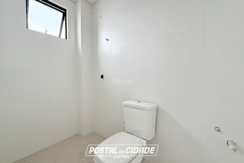 Apartamento &agrave; venda - 200m&sup2; - Meia Praia