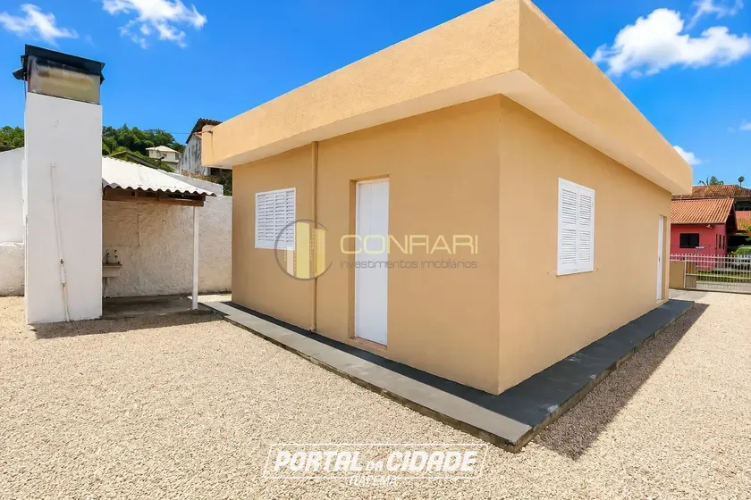 Casa &agrave; venda - 67m&sup2; - centro